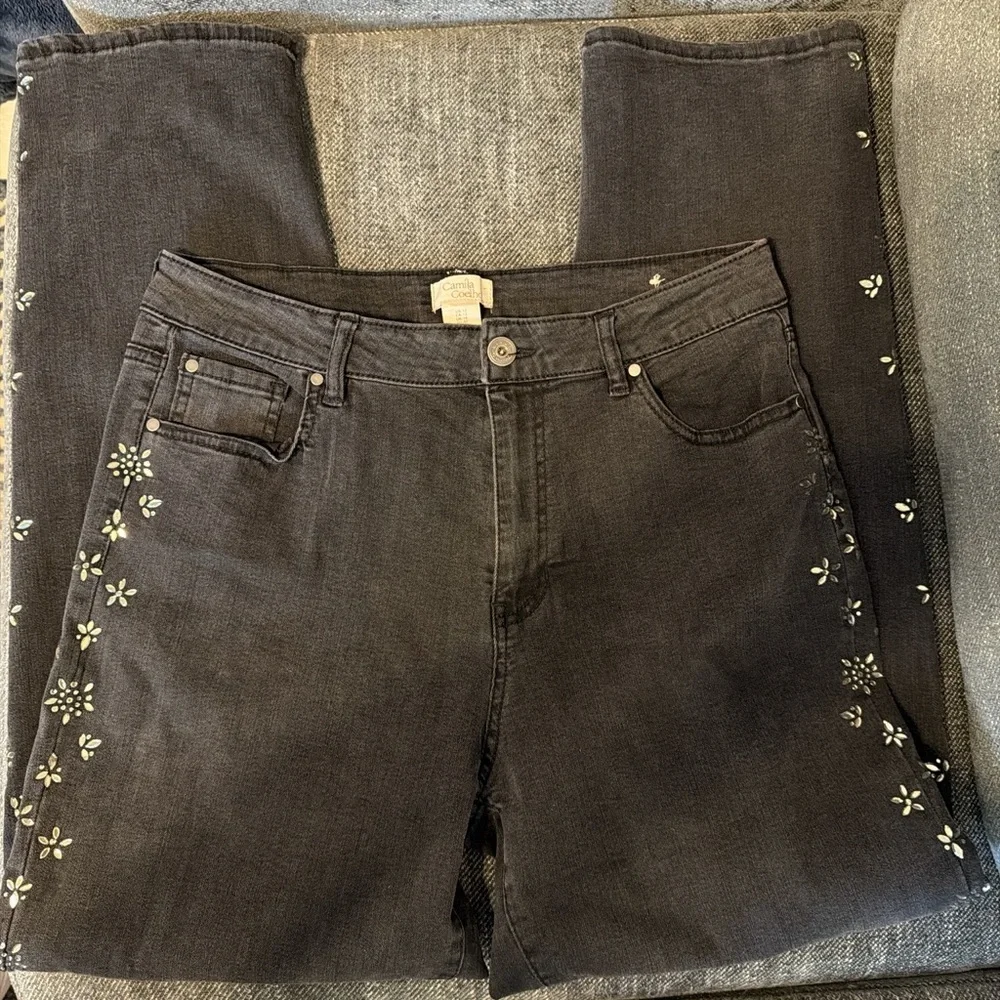 Embellished Elegant Crustal‎ Flowers Camila Coelho Black/Gray High Rise Jeans 12